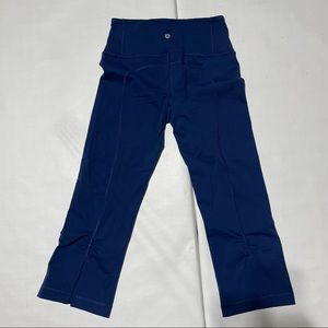 Lululemon 4 cropped pants